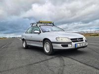 Gebraucht Opel Omega 116 PS (85 kW) 1996 Silber Limousine