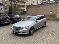 Gebraucht Mercedes E220 Elegance 170 PS (125 kW) 2012 Silber Kombi
