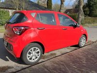 gebraucht Hyundai i10 1.0 Select Automatik Select 14.960km 08/2019