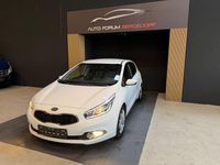 Gebraucht Kia Ceed 110 PS (80 kW) 2015 Weiß Kleinwagen