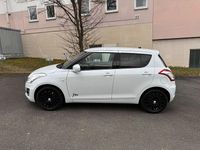 Gebraucht Suzuki Swift X-TRA 94 PS (69 kW) 2016 Weiß Kleinwagen