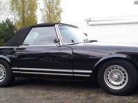 Gebraucht Mercedes 250 150 PS (110 kW) 1967 Schwarz Cabrio