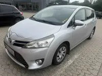 Gebraucht Toyota Verso Basis 124 PS (91 kW) 2013 Silber Van / Kleinbus
