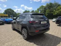 Gebraucht Jeep Compass Summit 131 PS (96 kW) 2025 Grau SUV