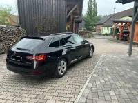 Gebraucht Skoda Superb Ambition 150 PS (110 kW) 2018 Schwarz Kombi