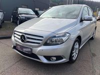 Gebraucht Mercedes B180 122 PS (89 kW) 2011 Silber Van / Kleinbus
