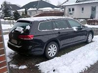 Gebraucht VW Passat 150 PS (110 kW) 2016 Schwarz Kombi