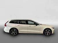 Gebraucht Volvo V60 Plus 197 PS (144 kW) 2025 Weiß Kombi