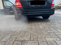 Gebraucht Mercedes C220 222 PS (163 kW) 2009 Schwarz Kombi