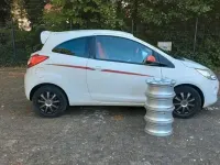 Gebraucht Ford Ka Titanium 69 PS (50 kW) 2011 Weiß Kleinwagen