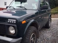 Gebraucht Lada niva 113 PS (83 kW) 2014 SUV