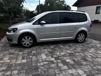 Gebraucht VW Touran Comfortline 105 PS (77 kW) 2012 Silber Van / Kleinbus