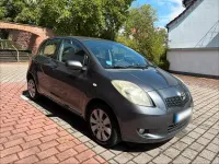 Gebraucht Toyota Yaris 87 PS (63 kW) 2008 Grau Kleinwagen