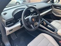 Neu Porsche Macan 300 kW (408 PS) 2026 Schwarz SUV