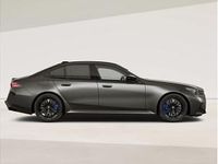 Neu BMW M5 727 PS (534 kW) 2026 Schwarz (saphirschwarz metallic) Limousine
