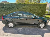 Gebraucht Volvo S40 102 PS (75 kW) 2010 Schwarz Limousine