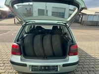 Gebraucht VW Golf IV 101 PS (74 kW) 2002 Silber Kleinwagen