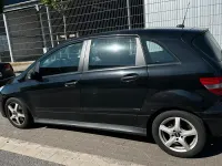 Gebraucht Mercedes B180 109 PS (80 kW) 2005 Schwarz Van / Kleinbus