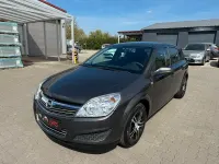 Gebraucht Opel Astra 90 PS (66 kW) 2009 Karbongrau Kleinwagen