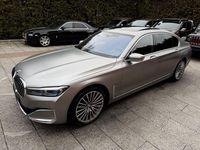 Gebraucht BMW M760 Executive 585 PS (430 kW) 2019 Grau Limousine