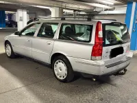 Gebraucht Volvo V70 163 PS (119 kW) 2005 Silber Kombi