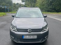 Gebraucht VW Touran Style 140 PS (102 kW) 2012 Grau Van / Kleinbus