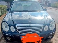 Gebraucht Mercedes E320 Elegance 224 PS (164 kW) 2008 Blau Limousine