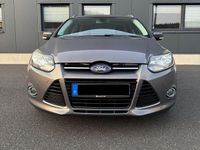 Używany Ford Focus Titanium 116 KM (85 kW) 2011 Brązowy Kombi