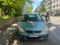 Gebraucht Mercedes C220 136 PS (100 kW) 2005 Grün Limousine