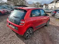Używany Renault Twingo Dynamique 71 KM (52 kW) 2016 Czerwony Hatchback
