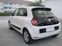 Gebraucht Renault Twingo Life 69 PS (50 kW) 2017 Weiß Kleinwagen