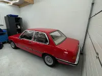 Gebraucht BMW 318 Basis 98 PS (72 kW) 1976 Rot Limousine