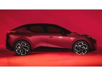 Neu Lynk & Co 02 200 kW (272 PS) 2025 Rot SUV