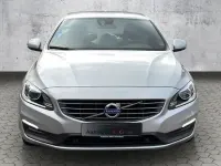 Gebraucht Volvo S60 Momentum 150 PS (110 kW) 2014 Silber Limousine