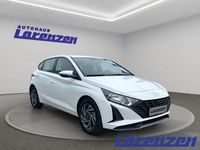 Gebraucht Hyundai i20 Select 84 PS (61 kW) 2024 Atlas white / sol (weiss) Limousine