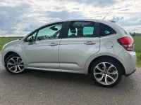 Usado Citroën C3 Exclusive 120 CV (88 kW) 2011 Plateado Utilitario