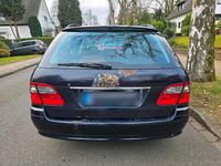 Gebraucht Mercedes E320 224 PS (164 kW) 2006 Blau Kombi