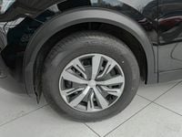 Gebraucht Peugeot e-2008 Active 100 kW (136 PS) 2022 Schwarz SUV