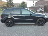 Gebraucht Mercedes ML320 224 PS (164 kW) 2008 Schwarz SUV