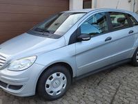 Gebraucht Mercedes B150 95 PS (69 kW) 2006 Silber Van / Kleinbus