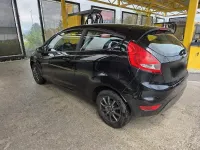 Gebraucht Ford Fiesta 81 PS (59 kW) 2010 Schwarz Kleinwagen