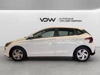 Gebraucht Hyundai i20 Select 101 PS (74 kW) 2024 Weiß Kleinwagen