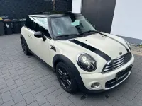 Gebraucht Mini Cooper D 111 PS (81 kW) 2011 Weiß Kleinwagen
