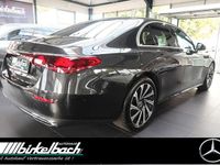 Gebraucht Mercedes E220 Advanced 197 PS (144 kW) 2024 Grafitgrau  metalliclack Limousine