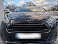 Gebraucht Ford Fiesta Titanium 80 PS (58 kW) 2017 Blau Kleinwagen