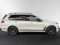 Gebraucht BMW X7 M Sport 530 PS (389 kW) 2025 Mineralweiss metallic SUV