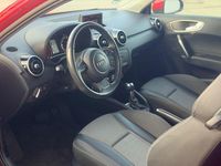 Gebraucht Audi A1 Ambition 122 PS (89 kW) 2012 Rot Kleinwagen