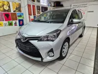 Gebraucht Toyota Yaris 99 PS (72 kW) 2017 Silber Kleinwagen