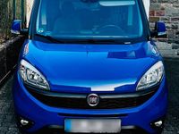 Gebraucht Fiat Doblò 95 PS (69 kW) 2016 Blau Van / Kleinbus
