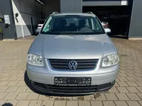 Gebraucht VW Touran Trendline 102 PS (75 kW) 2004 Reflexsilber Van / Kleinbus